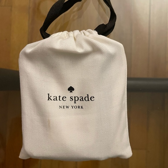 Kate Spade bifold wallet NWT - Picture 2 of 7